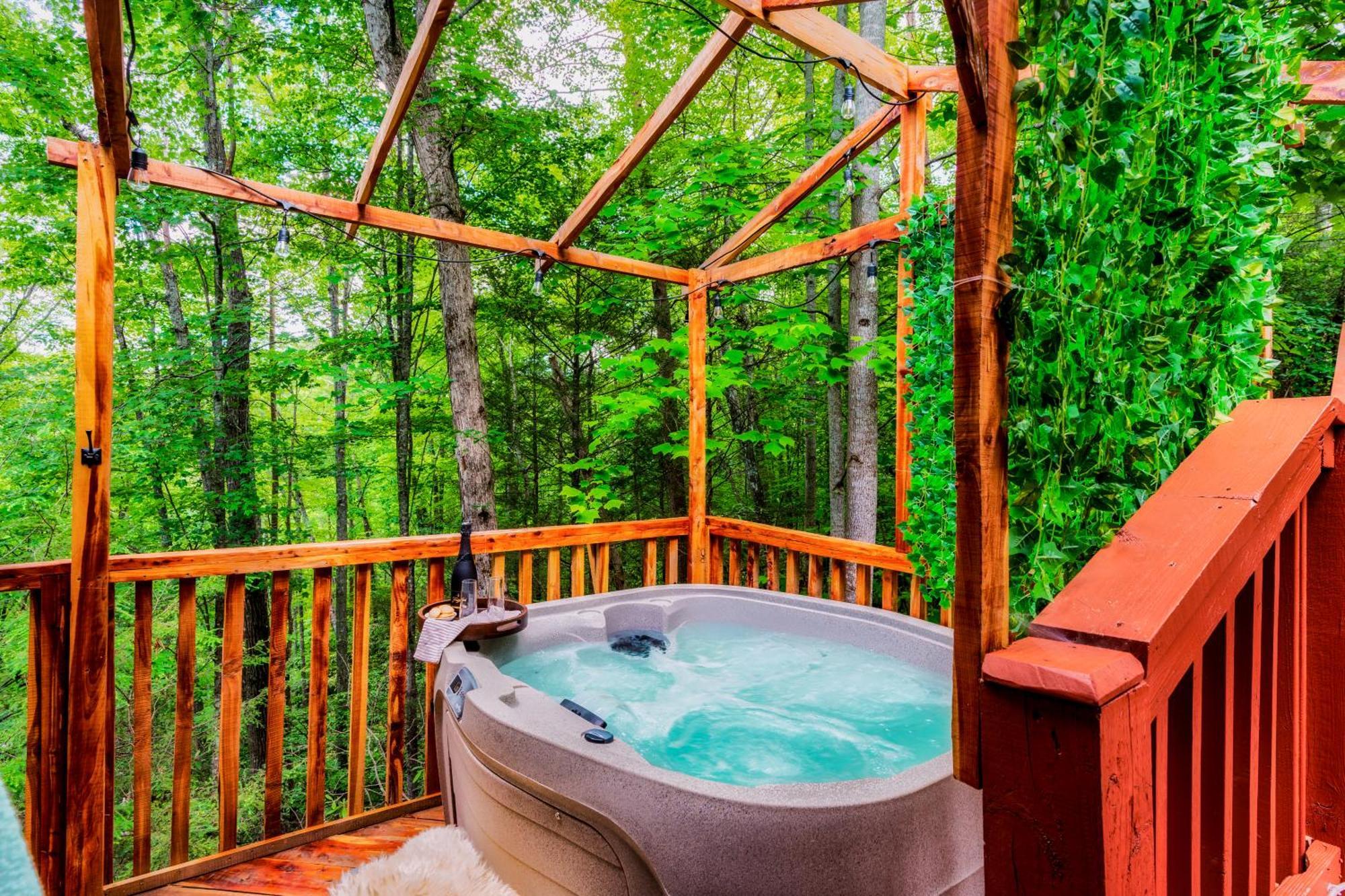 Cabin In A Gated Resort With Seasonal Resort Pool พิเจนฟอร์จ ภายนอก รูปภาพ