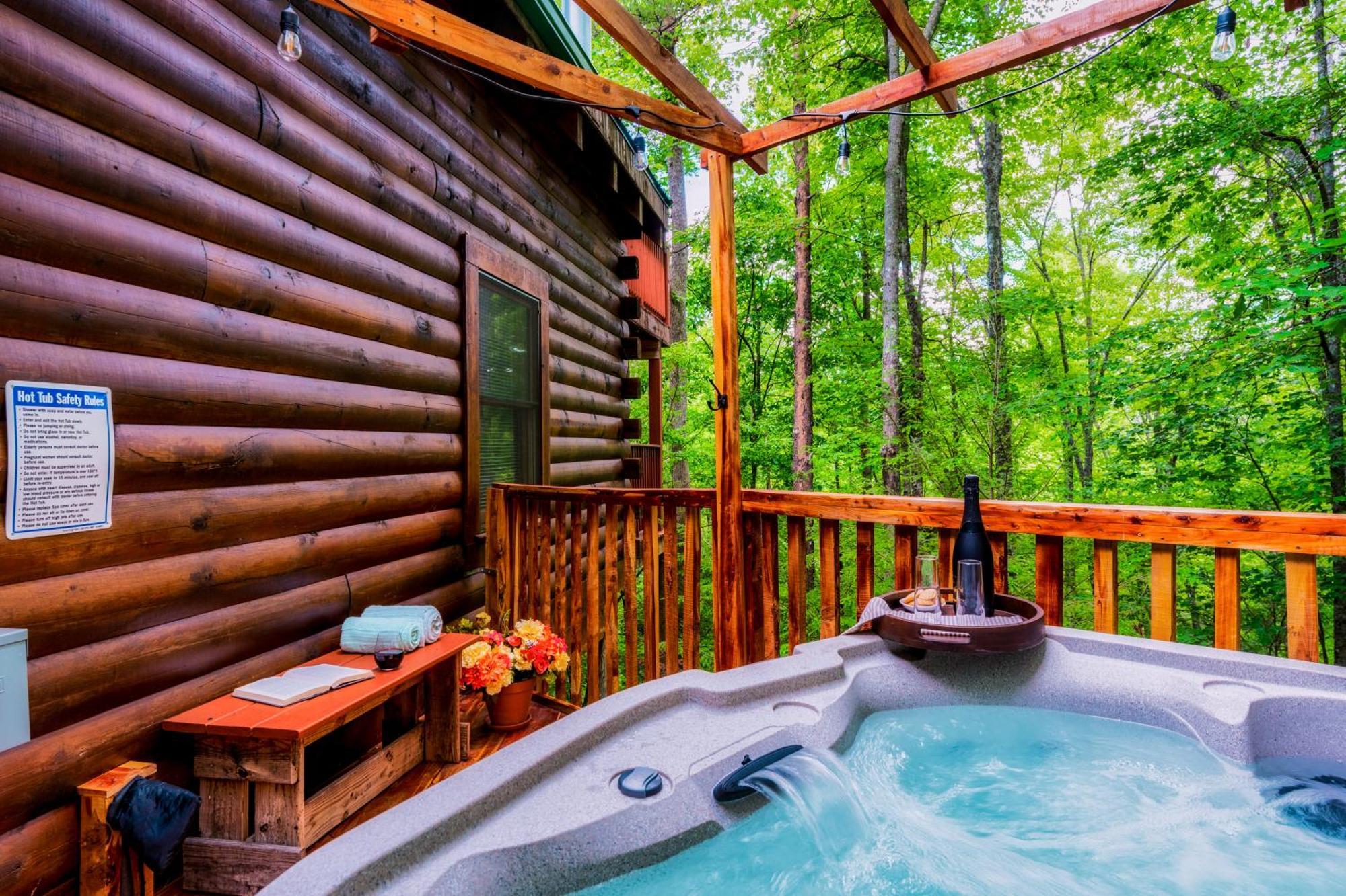 Cabin In A Gated Resort With Seasonal Resort Pool พิเจนฟอร์จ ภายนอก รูปภาพ